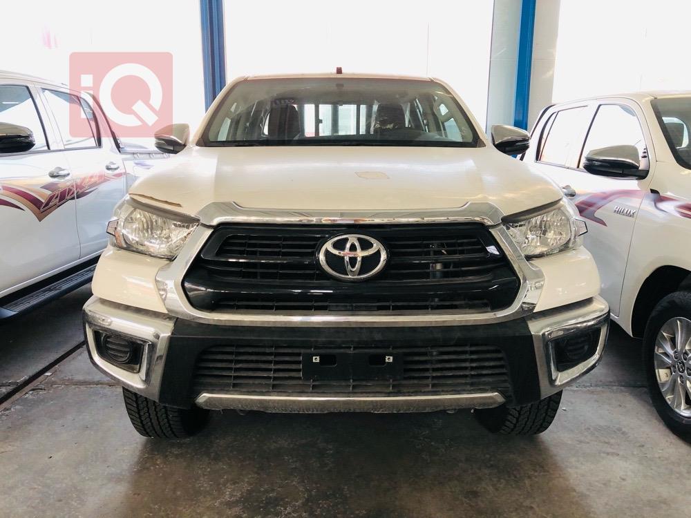 تويوتا هايلوكس